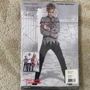 NWT Boys Halloween Costume